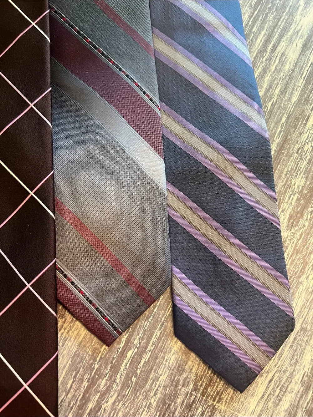 4 Men's Burgundy Plaid & striped Necktie - Classic Business one is Ryan Seacrest